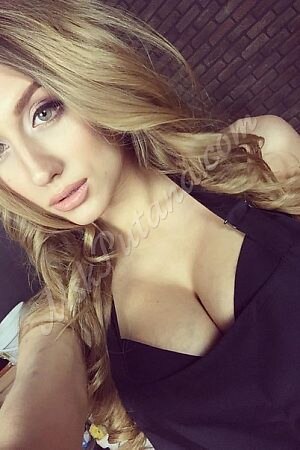 Лиза, метро ВДНХ