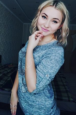 Карина, метро Орехово