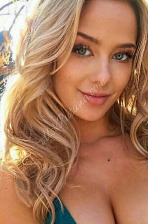 Милана, метро Нагатинская