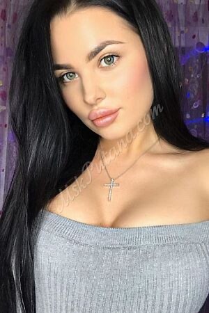 Эмма, метро Крылатское