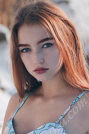 валя, метро Перово