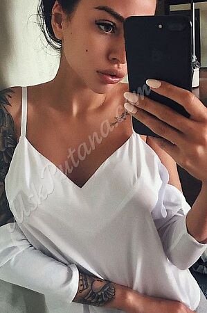 Лика, метро Библиотека имени Ленина
