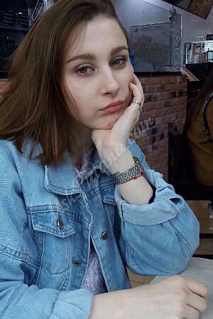 Кристи, метро Студенческая