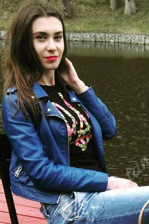Алла, метро Боровицкая