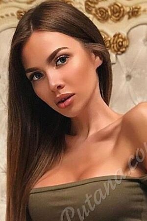 Агата, метро Чеховская