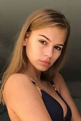 Алиса, метро Марксистская