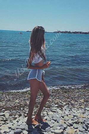 лиля, метро Славянский бульвар