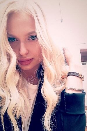 Лариса, метро Речной вокзал