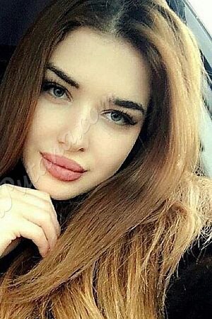 Лариса, метро Охотный ряд