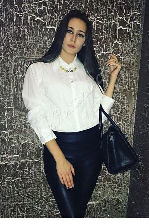 Алла, метро Профсоюзная