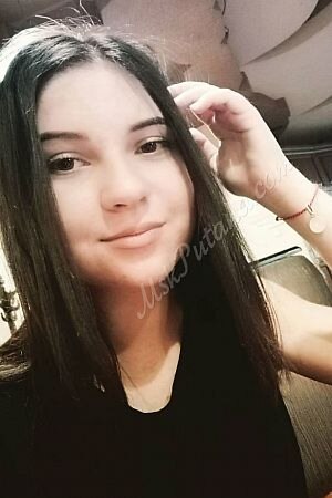 Кристи, метро Академическая