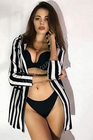 Ксения, метро Смоленская