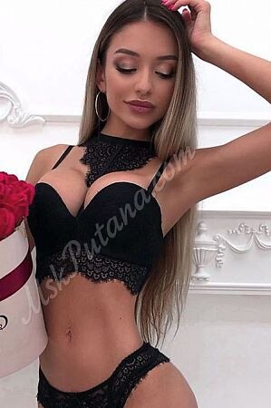 Арина, метро Сходненская