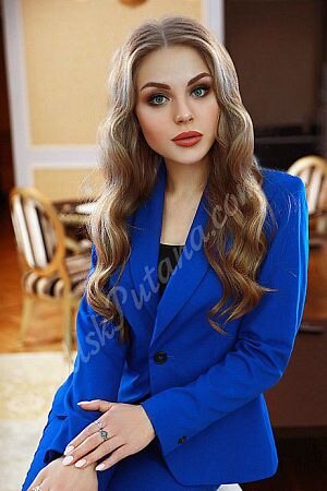Алла, метро Проспект Вернадского
