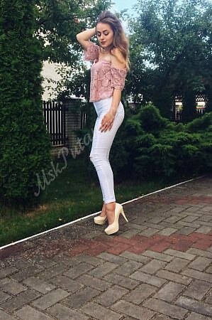Полина, метро Аэропорт