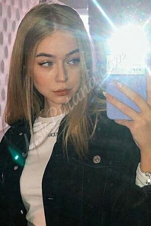 Маша, метро Кутузовская