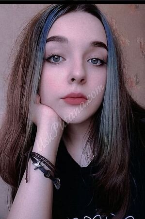 Катерина, метро Славянский бульвар