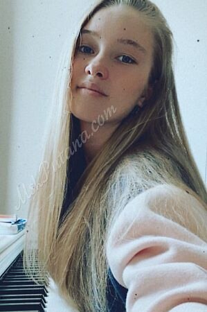 Анна, метро Академическая