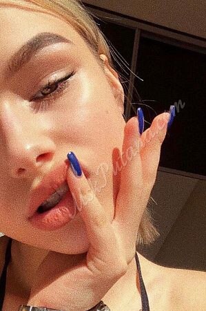 Лена, метро Воробьёвы горы