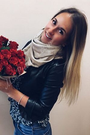 Лена, метро Боровицкая