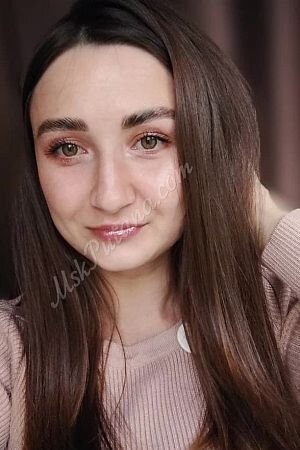 Анна, метро Селигерская