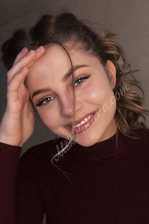 Лена, метро Пролетарская