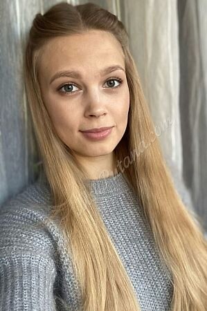 Лена, метро Чеховская