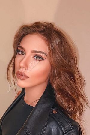 Анжелла, метро Бунинская аллея