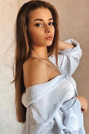 мария, метро Каховская
