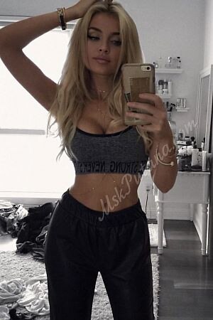 СИМА, метро Менделеевская