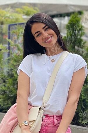 Лена, метро Первомайская