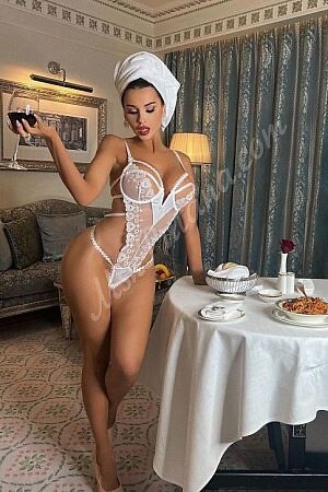 Камилла, метро Пушкинская